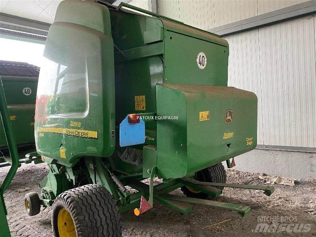 John Deere 864 Masina de balotat cilindric