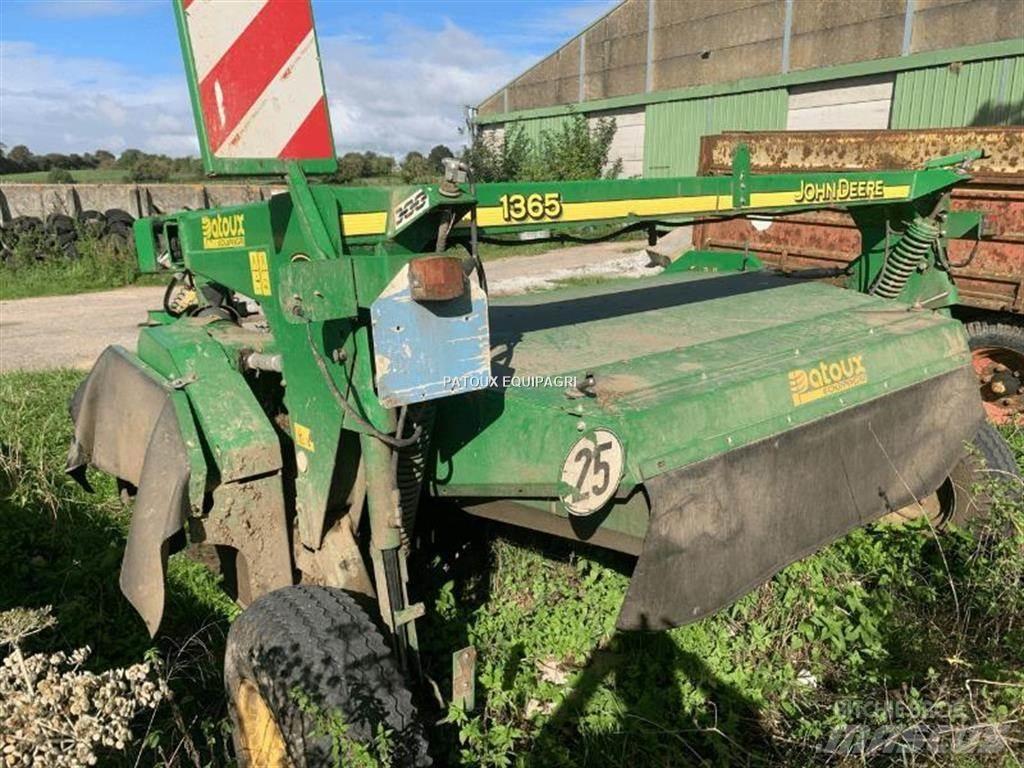 John Deere FCA1365 Cositoare de iarba cu umidificator