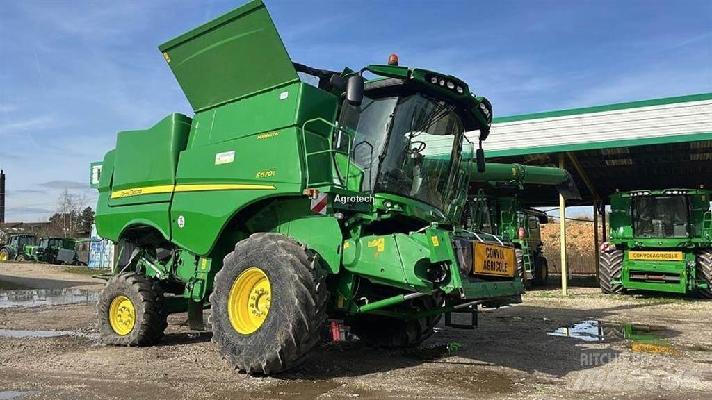John Deere S670 Combine de secerat