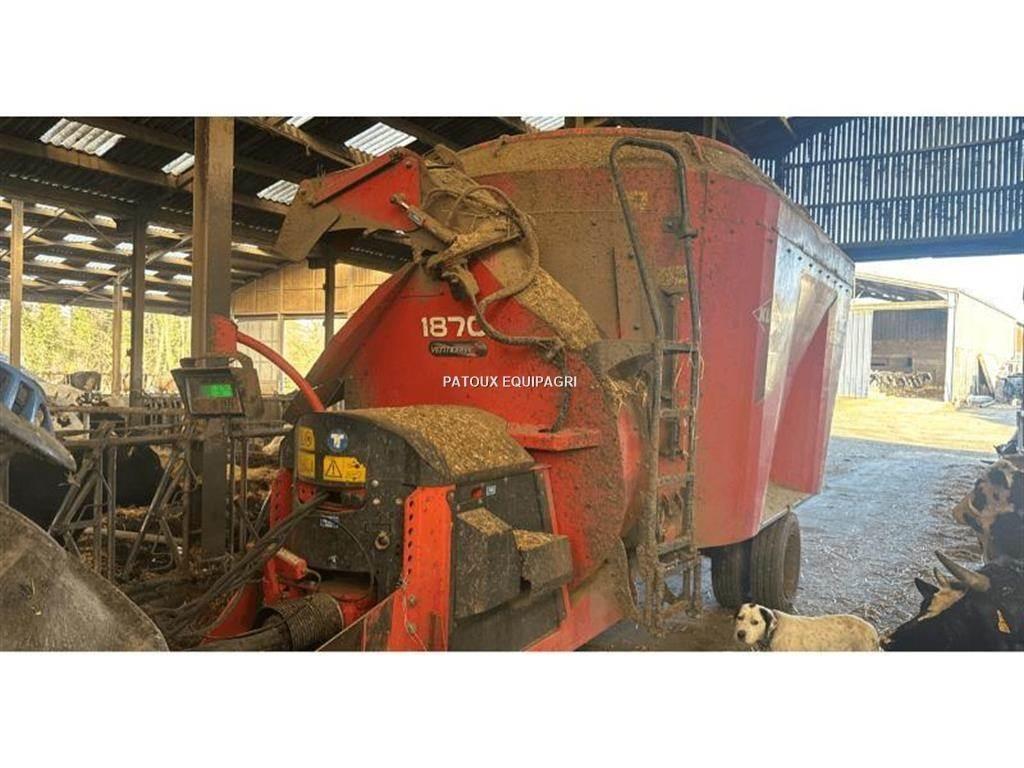Kuhn 1870 Mixere furaje