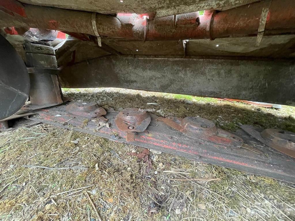 Kuhn GMD 602 Grapa si pluguri rotative