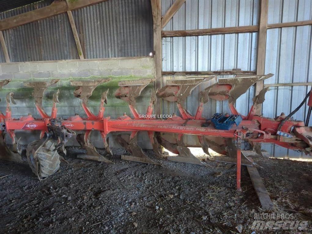 Kuhn VM 180 Pluguri conventionale