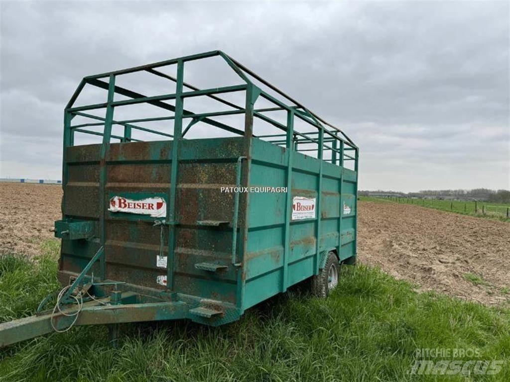 Robust 380 Utilaje si accesorii folosite la cresterea animalelor