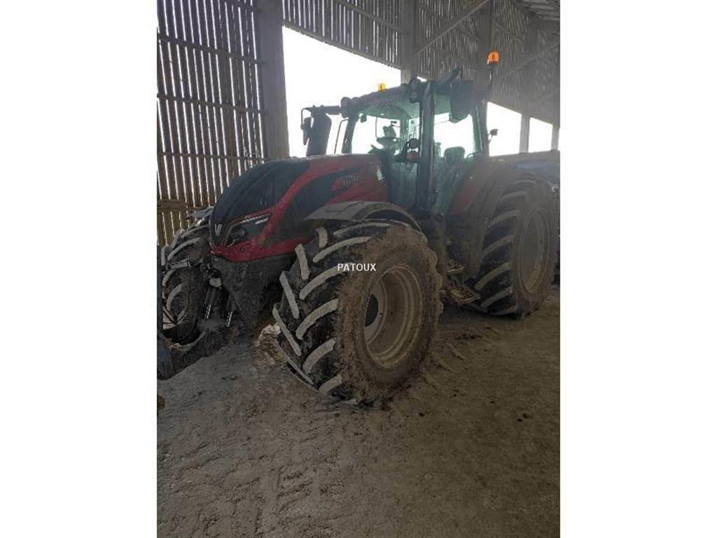 Valtra T214 DIRECT Tractoare