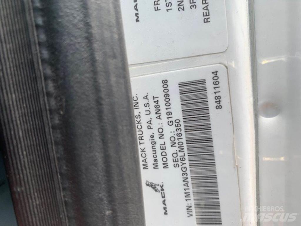 Mack CXU613 Autotractoare