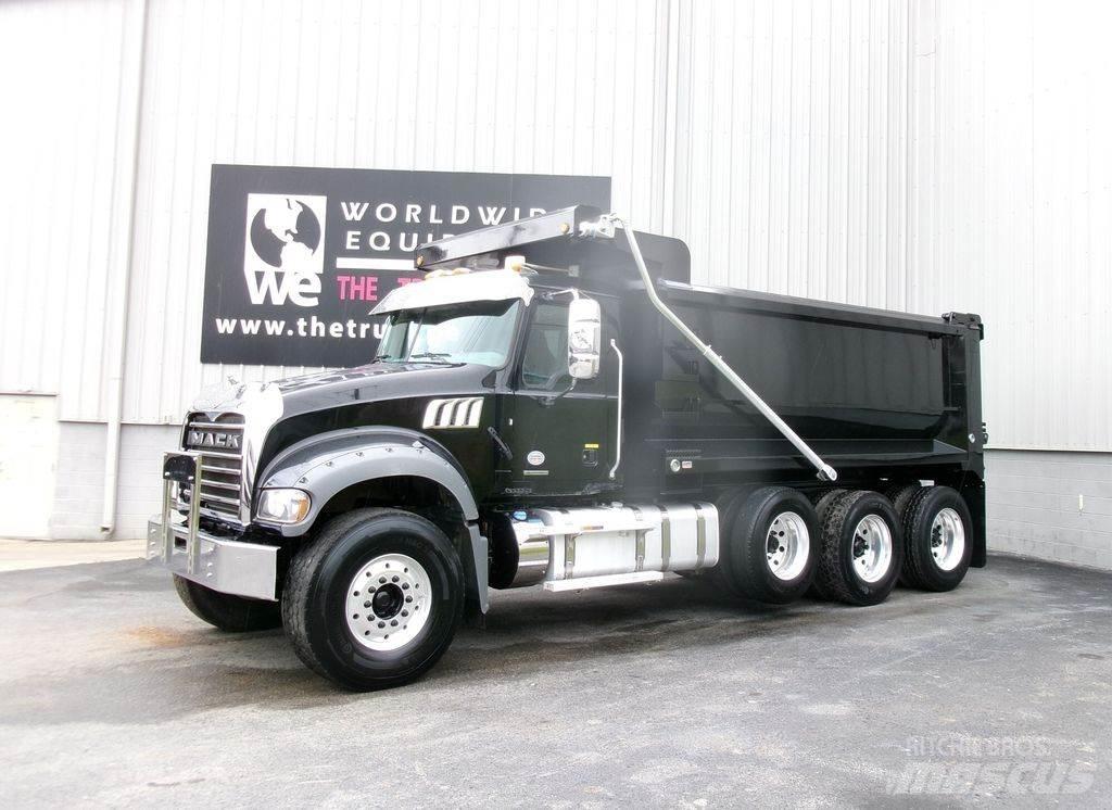 Mack GR64F Autobasculanta