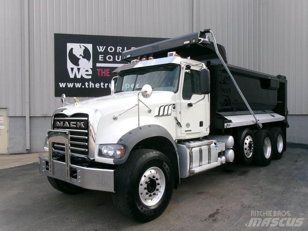Mack Granite Autobasculanta