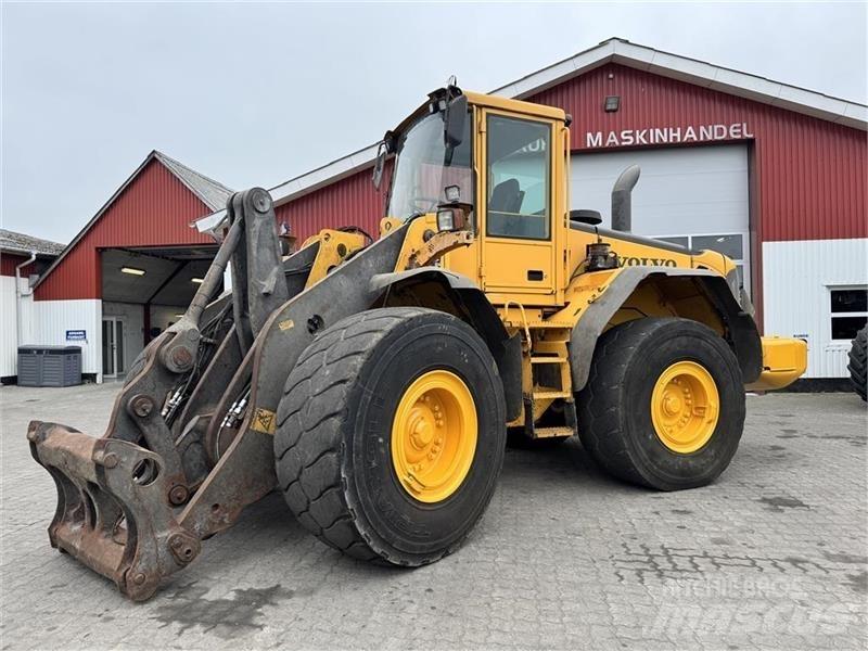 Volvo L 110 E Incarcator pe pneuri