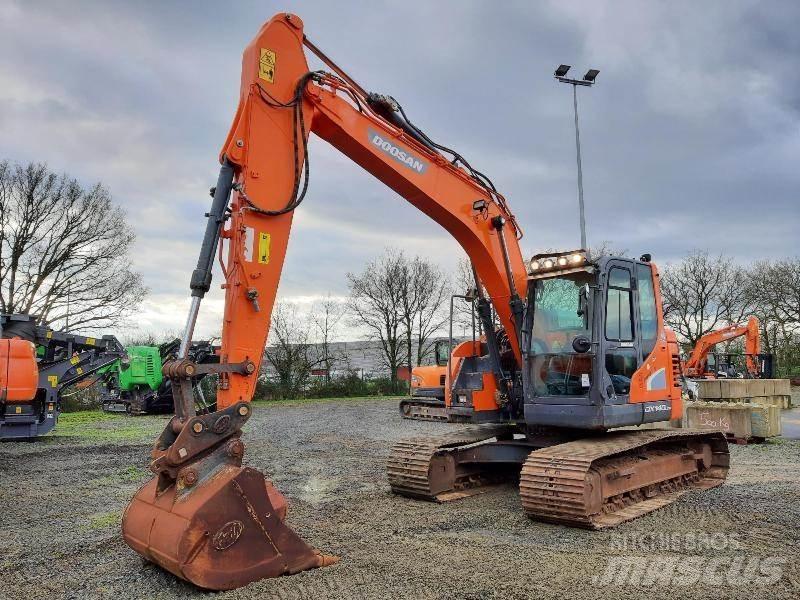 Doosan DX140LCR-5 Excavatoare pe șenile
