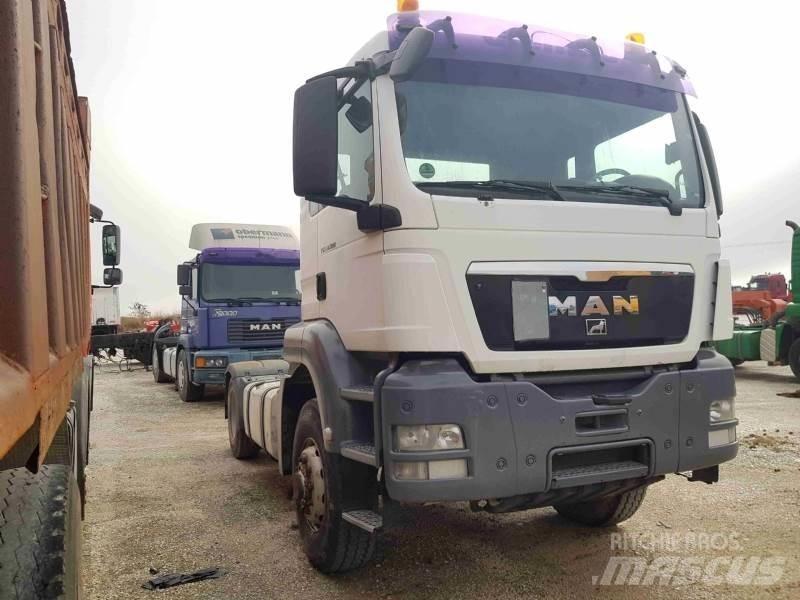 MAN 09 TGS 18.400 4X4 Autotractoare