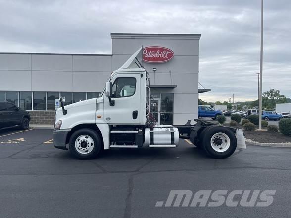 Freightliner CASCADIA 125 Autotractoare