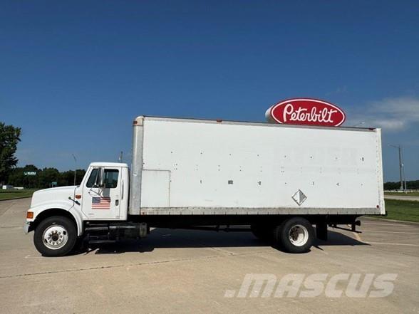 International 4900 Autocamioane