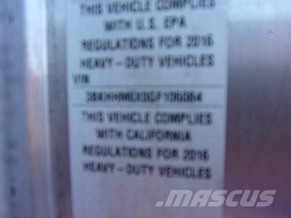 Kenworth T300 Autocamioane