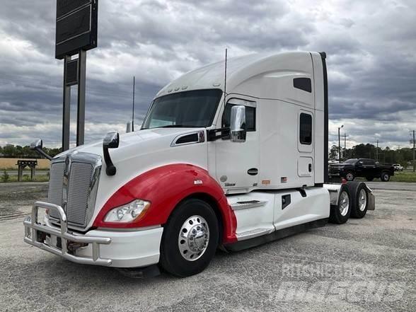 Kenworth T680 Autotractoare