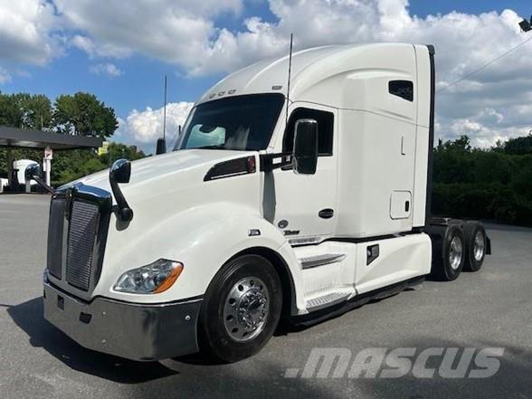 Kenworth T680 Autotractoare