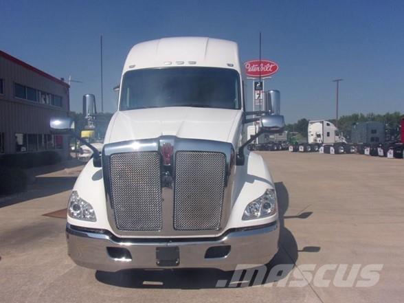 Kenworth T680 Autotractoare