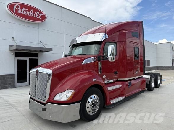 Kenworth T680 Autotractoare