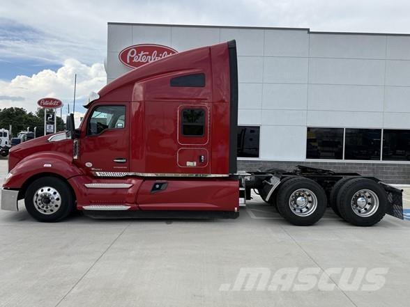 Kenworth T680 Autotractoare