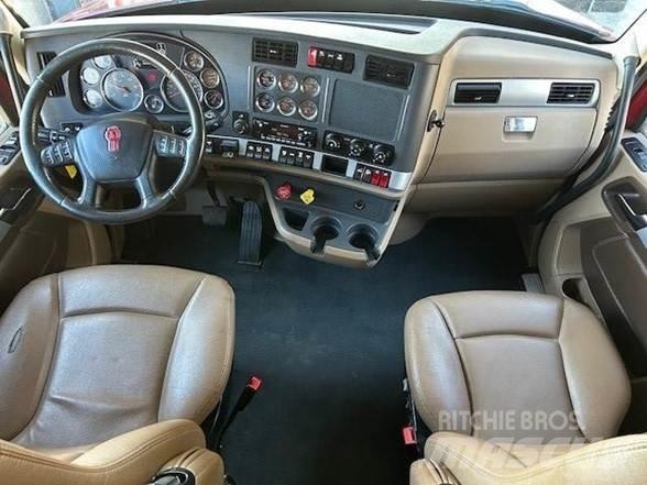 Kenworth T680 Autotractoare