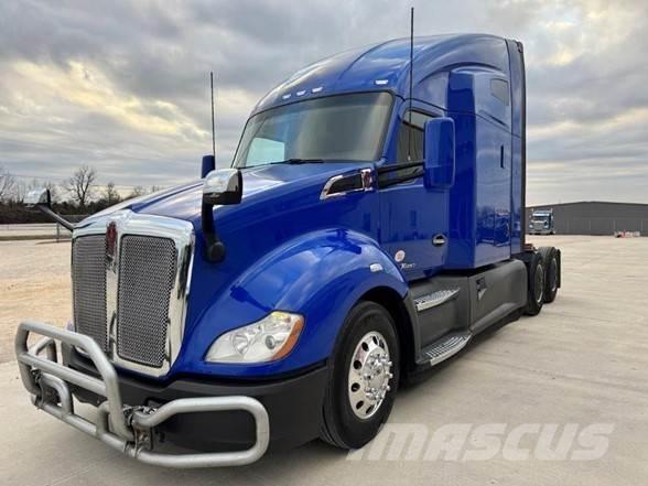 Kenworth T680 Autotractoare