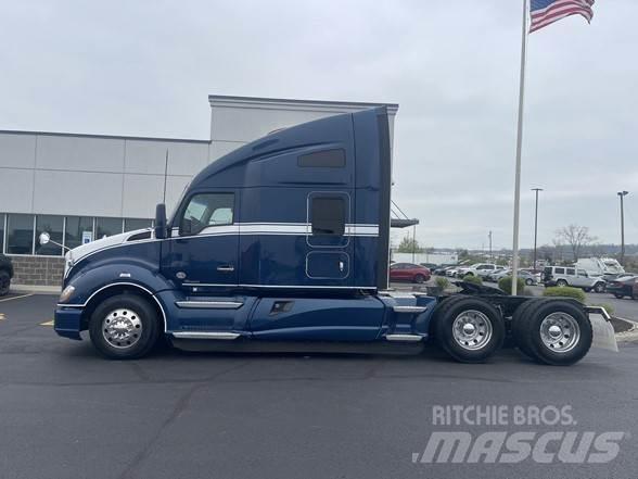 Kenworth T680 Autotractoare