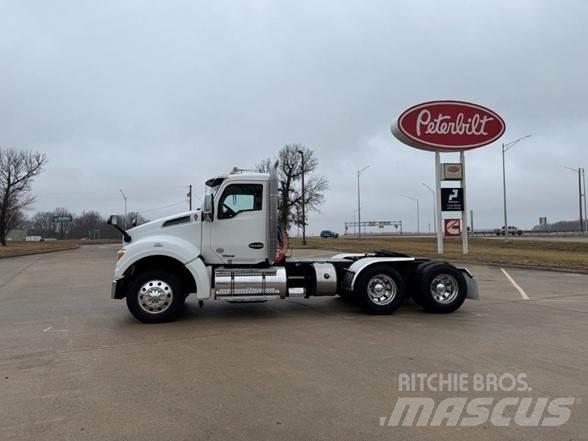 Kenworth T880 Autotractoare