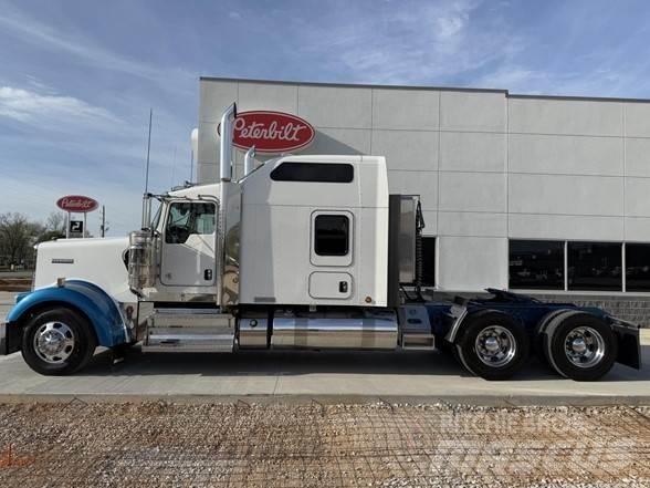 Kenworth W900B Autotractoare