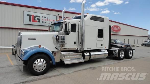Kenworth W900L Autotractoare