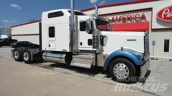 Kenworth W900L Autotractoare