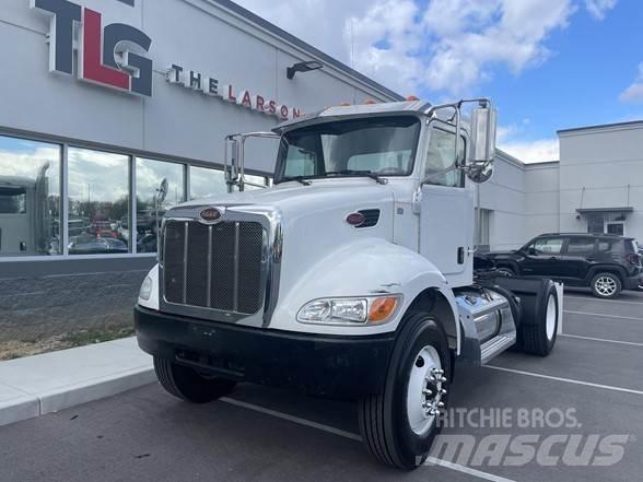 Peterbilt 337 Autotractoare