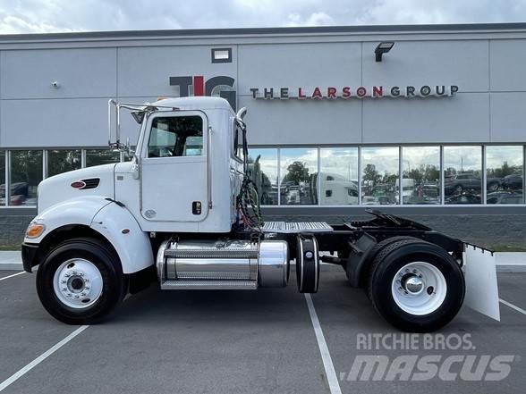Peterbilt 337 Autotractoare