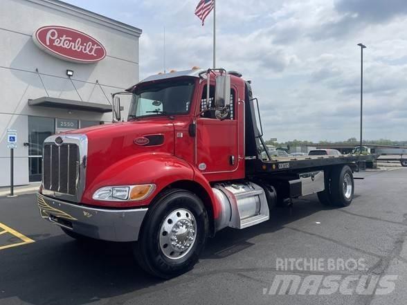 Peterbilt 337 Camioane platforma/prelata