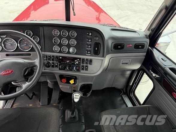 Peterbilt 389 Autotractoare