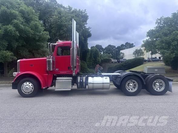 Peterbilt 389 Autotractoare