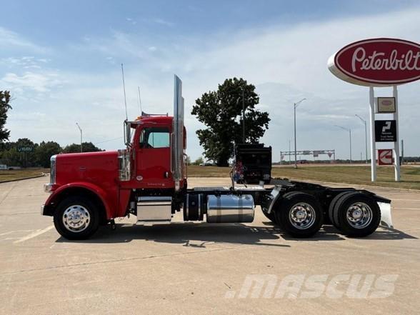 Peterbilt 389 Autotractoare