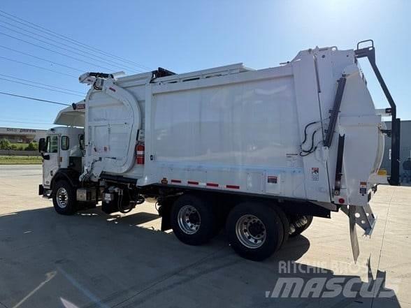 Peterbilt 520 Camion de deseuri