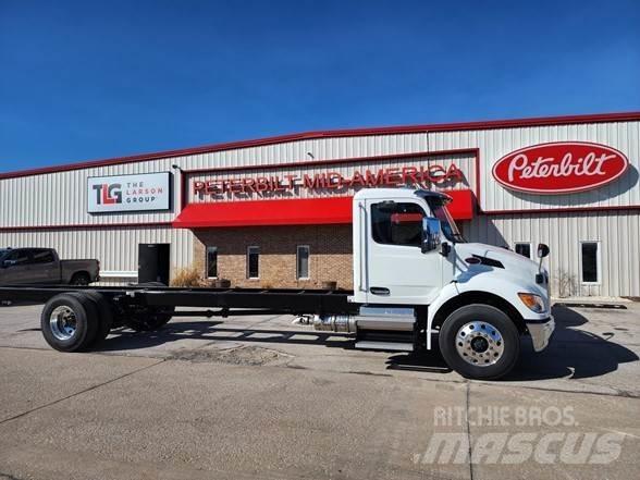 Peterbilt 536 Camion cabina sasiu