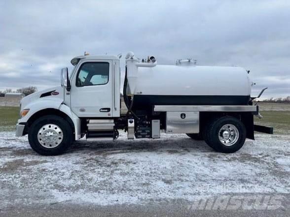Peterbilt 536 Cisterne