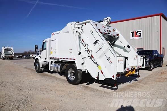 Peterbilt 536 Camion de deseuri