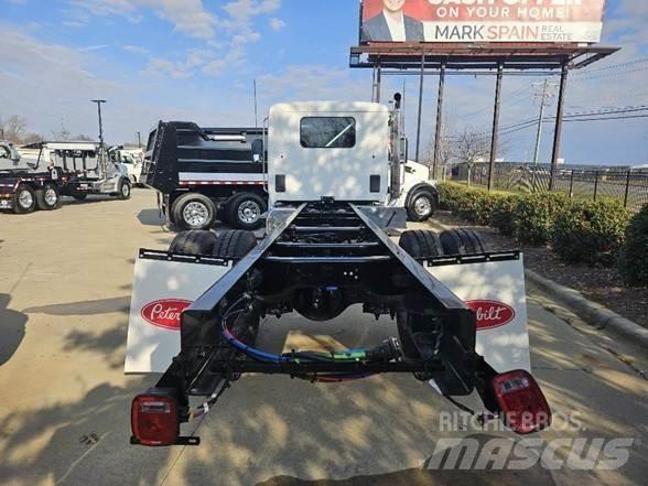 Peterbilt 536 Camion cabina sasiu