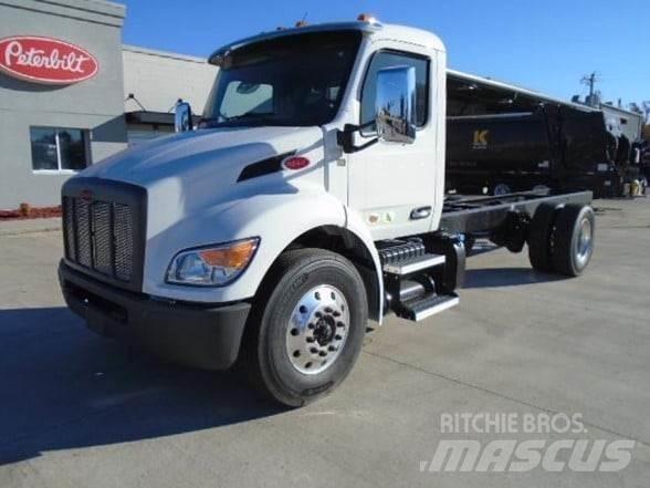 Peterbilt 536 Camion cabina sasiu