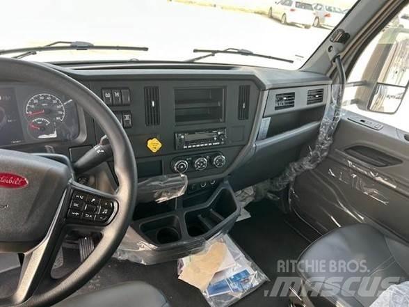 Peterbilt 536 Utilaje construcții - Altele