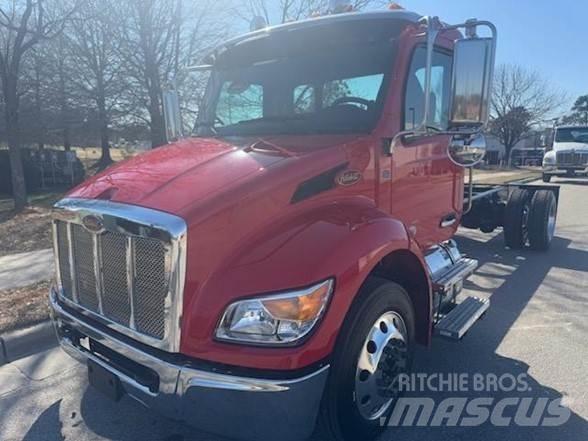 Peterbilt 536 Camion cabina sasiu