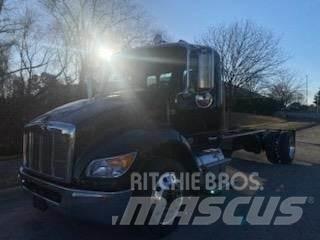 Peterbilt 536 Camion cabina sasiu