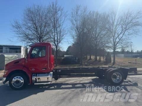 Peterbilt 536 Camion cabina sasiu