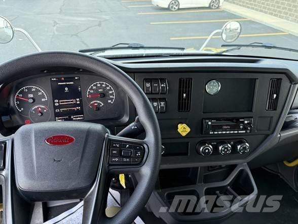 Peterbilt 536 Utilaje construcții - Altele