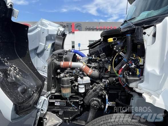 Peterbilt 536 Autocamioane