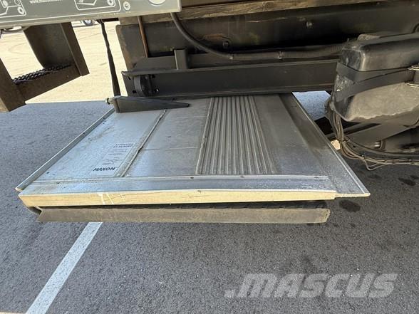 Peterbilt 537 Autocamioane