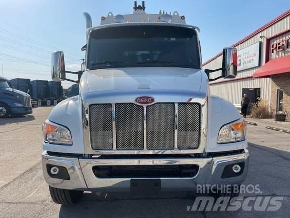 Peterbilt 537 Camion de deseuri