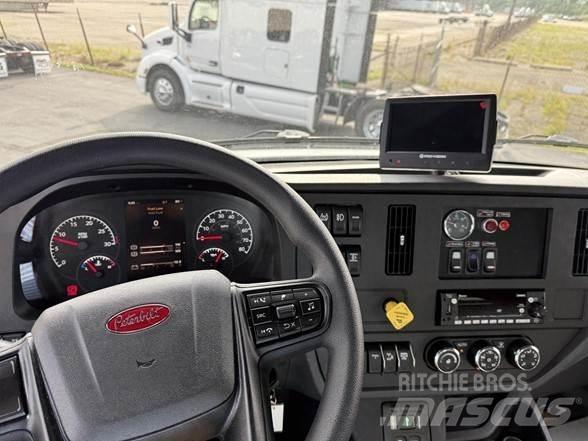 Peterbilt 537 Camion de deseuri